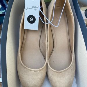 Universal Thread heels